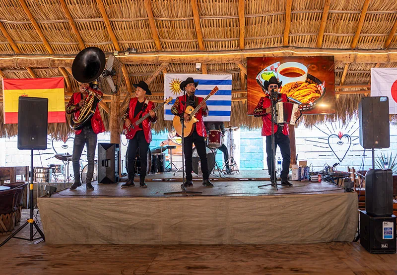 Música en vivo en Corazón Tequilero Alpuyeca