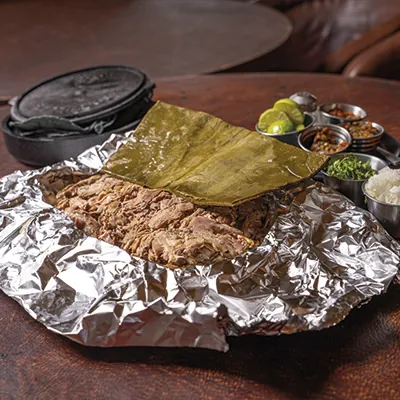 Barbacoa + 4 cervezas - Corazón Tequilero